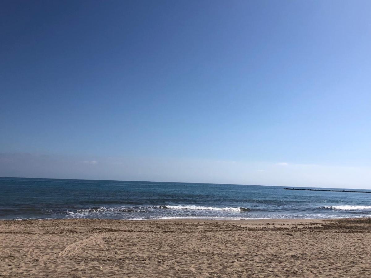 Luminoso Estudio En La Playa De El Campello Eksteriør bilde